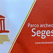 065 Naar de tempel van Segesta